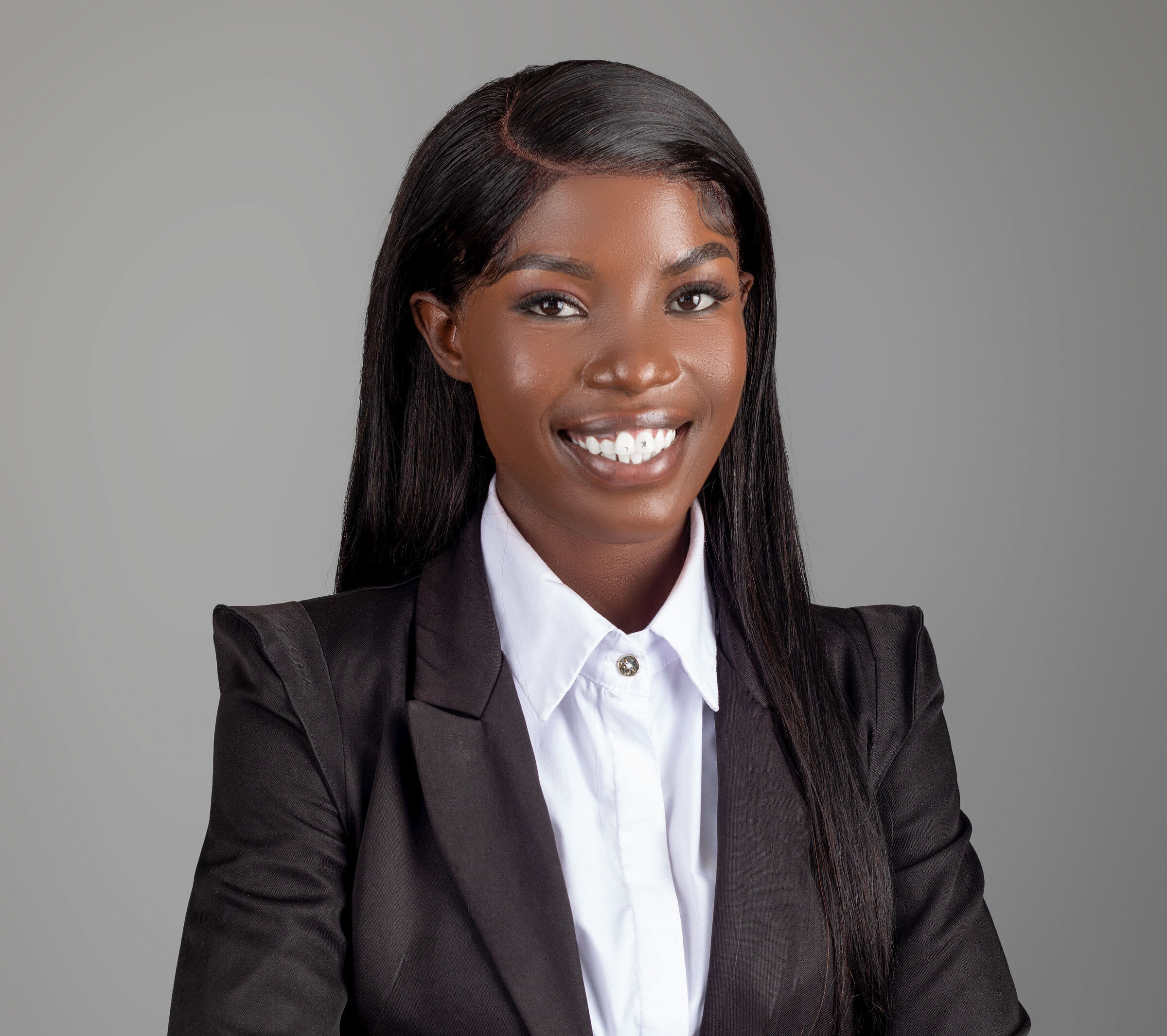 Leslie Neshuku